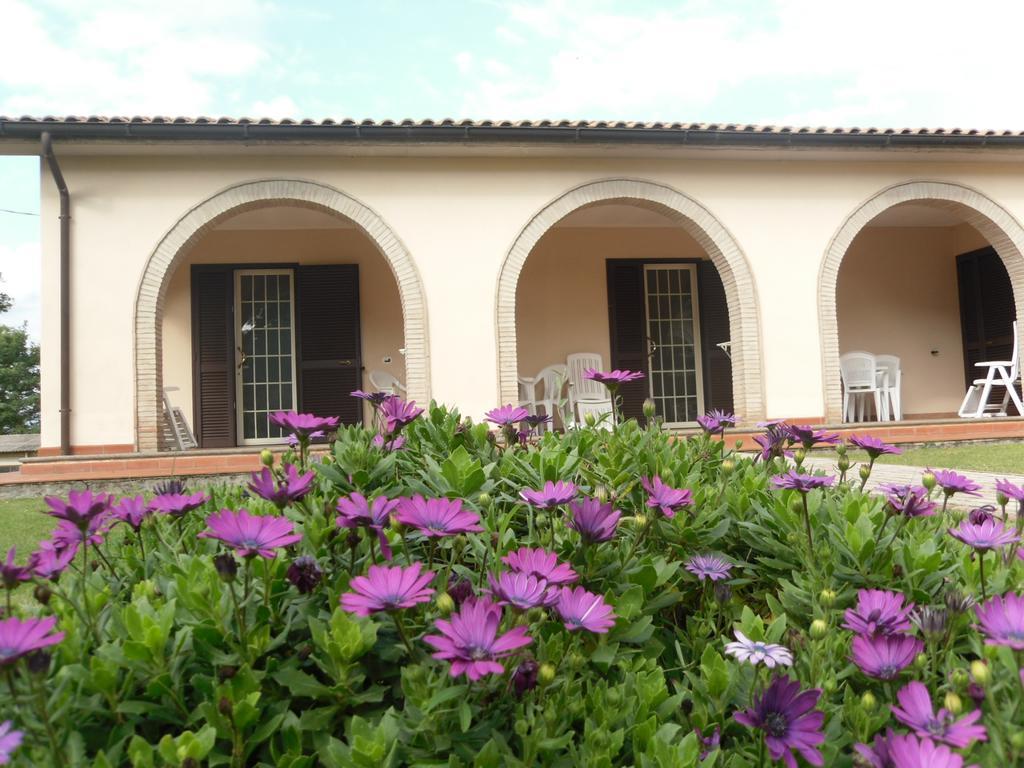 Agriturismo Il Giardino Saturnia Bagian luar foto
