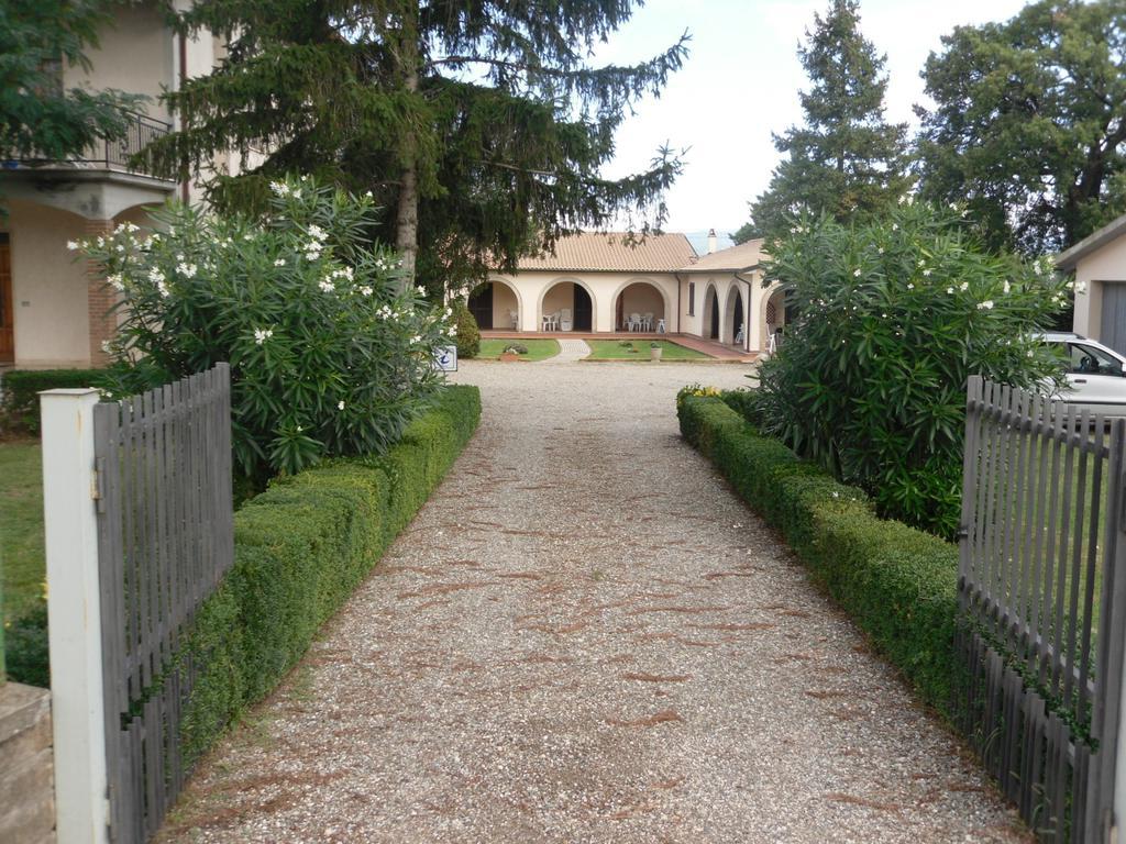 Agriturismo Il Giardino Saturnia Bagian luar foto